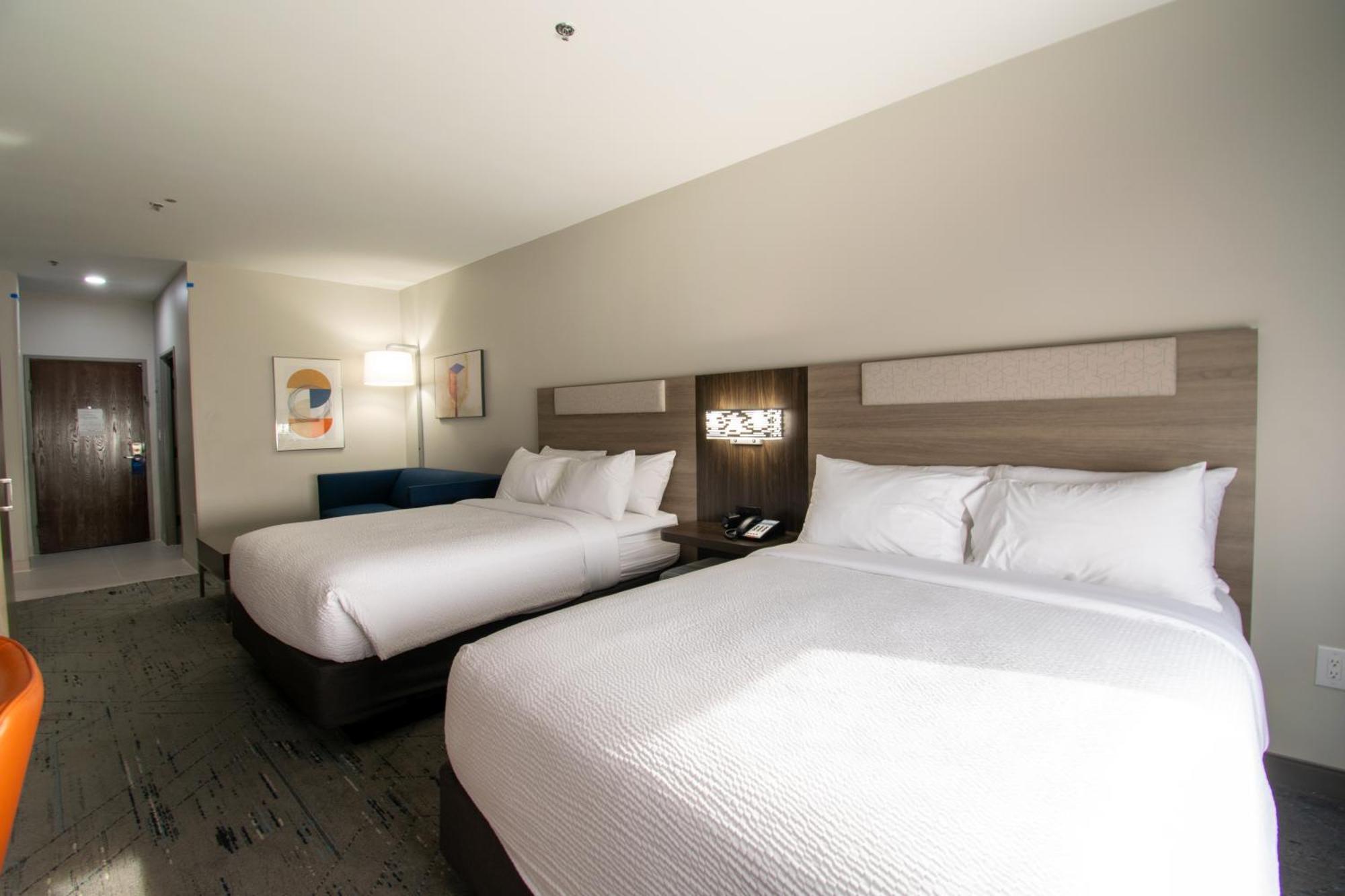 Holiday Inn Express & Suites Sulphur Springs By Ihg Exterior photo