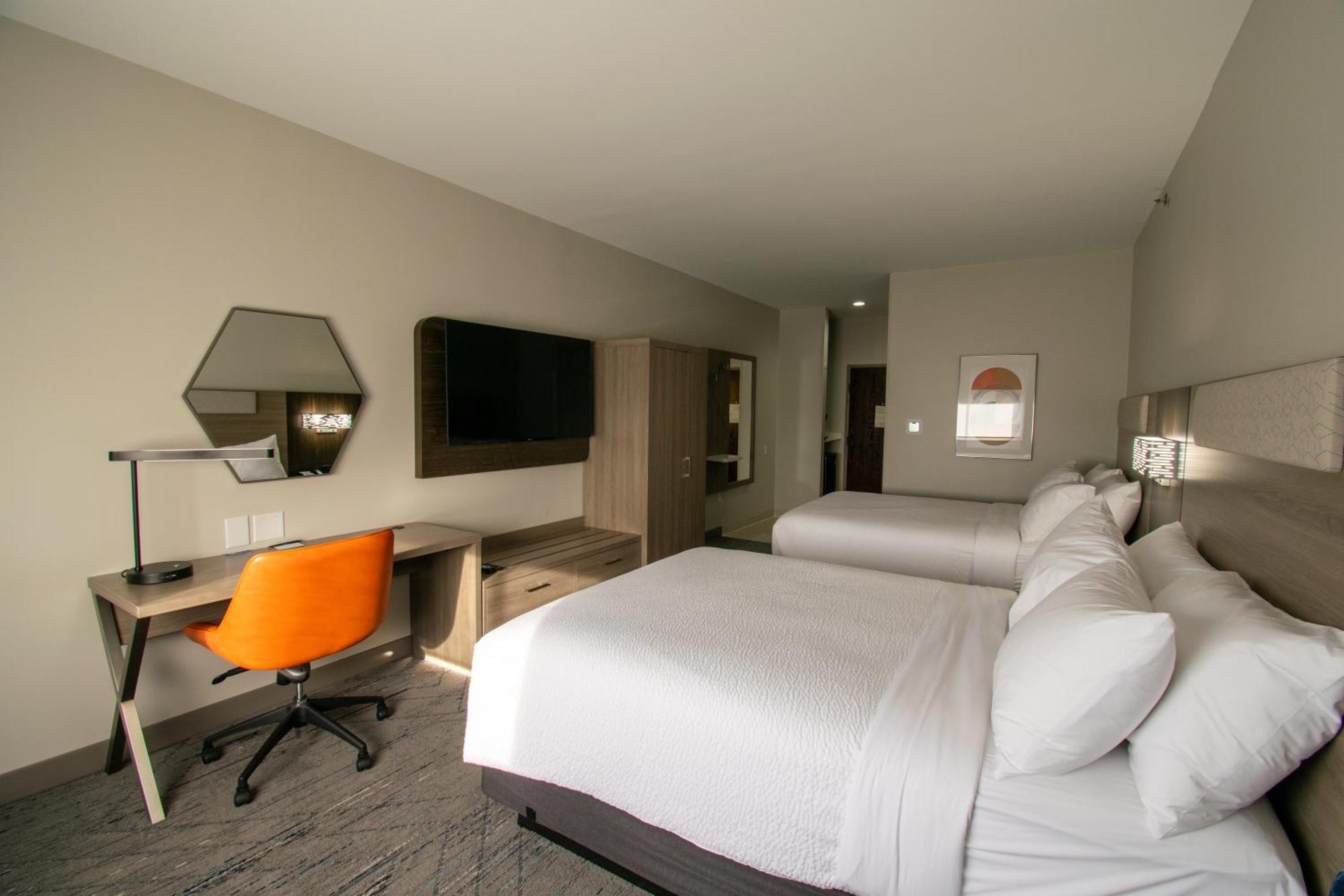 Holiday Inn Express & Suites Sulphur Springs By Ihg Exterior photo